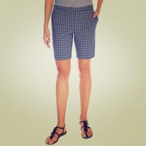 Mario Serrani Ladies Bermuda Short Size 8 & 12